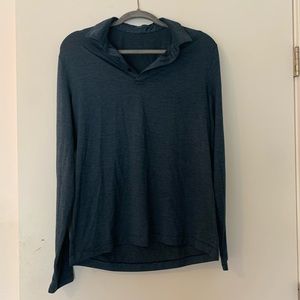 Men’s Small Lululemon long sleeve, Navy.
